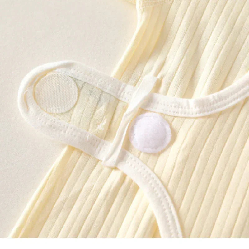 100% Cotton Long Sleeve Romper with Velcro Closure - White Panda - Bodyfeu